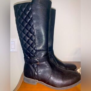 Size 4 Tall Black Zip Up Boots for Girls